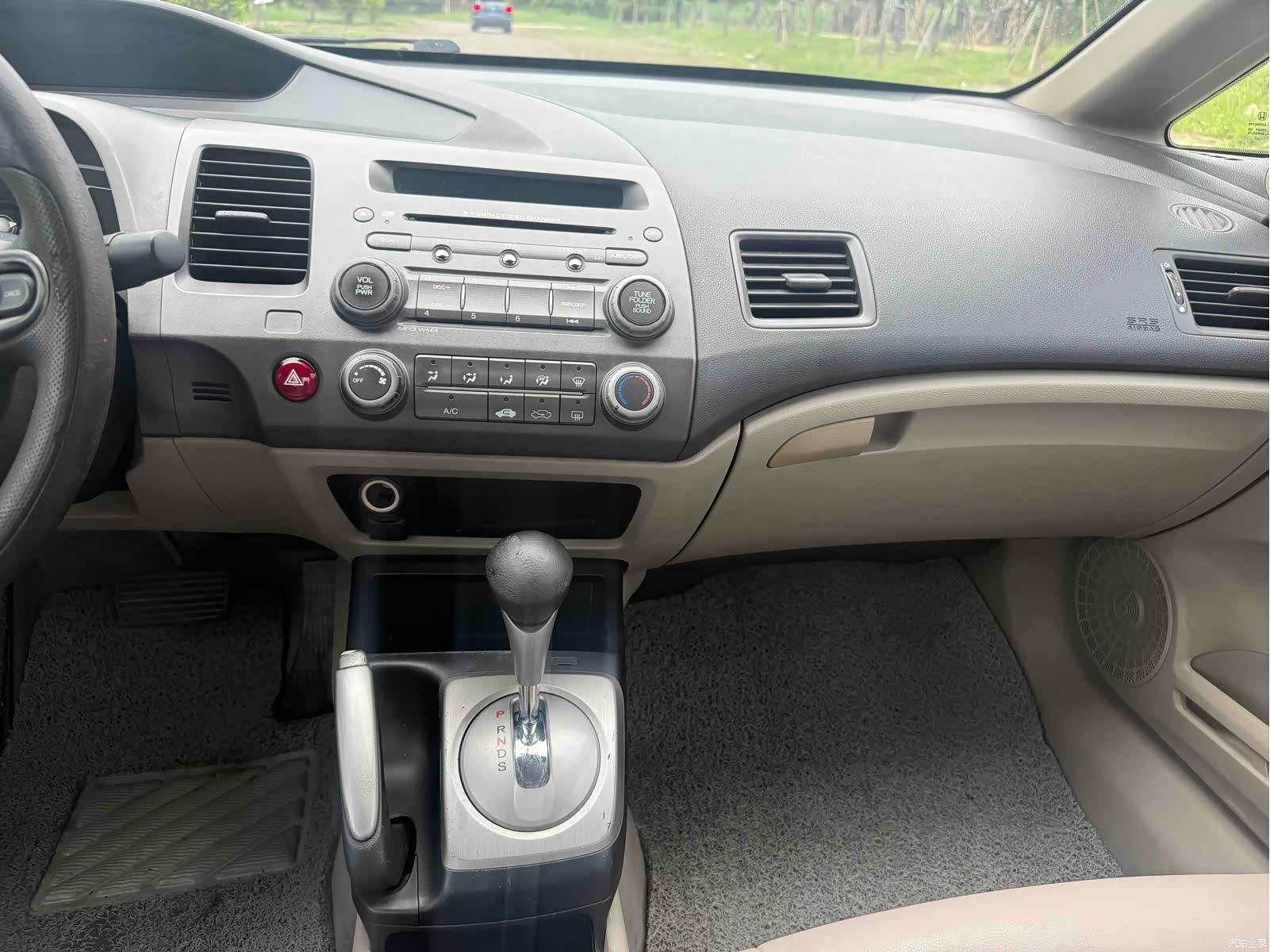 Honda Civic, 2011 14