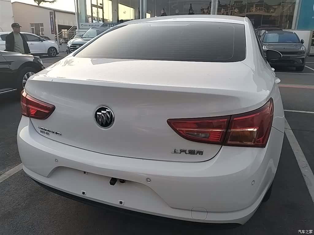 Buick Verano, 2018 6