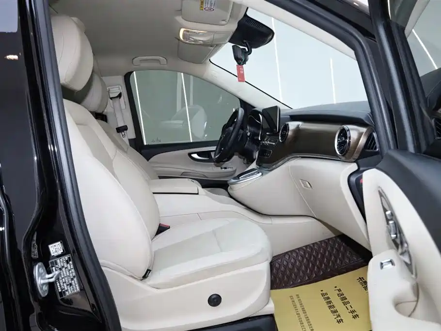 Mercedes-Benz V-class Mercedes-Benz V-class