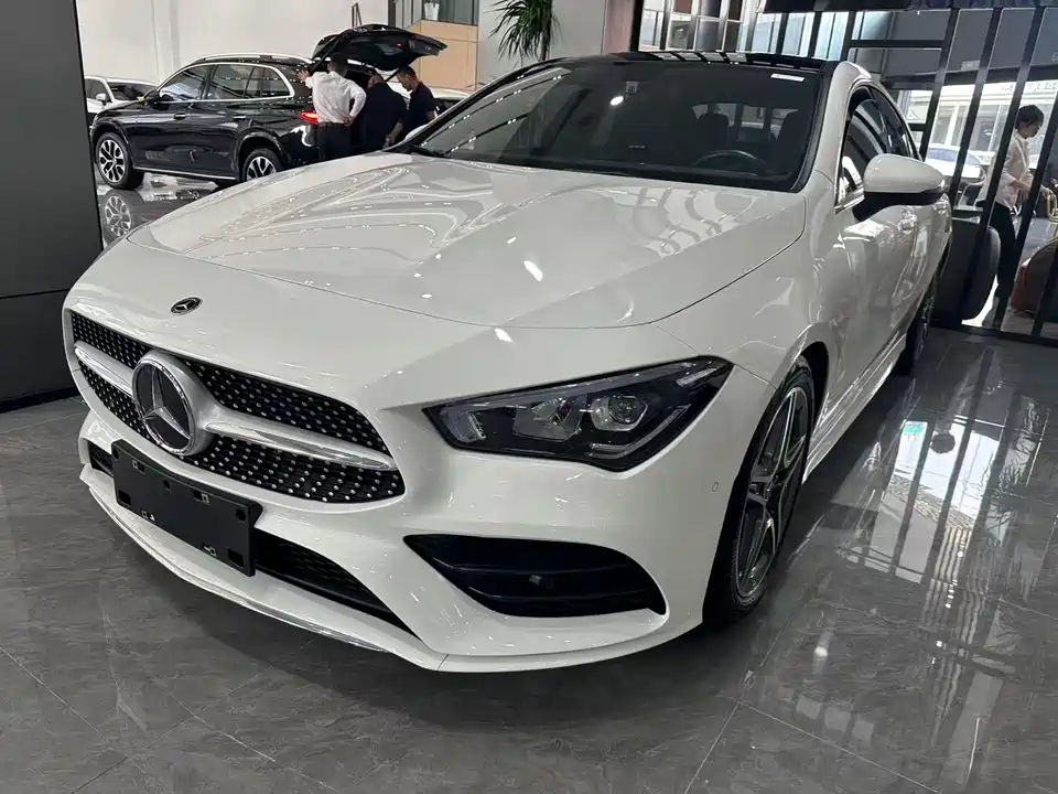 Mercedes-Benz CLA