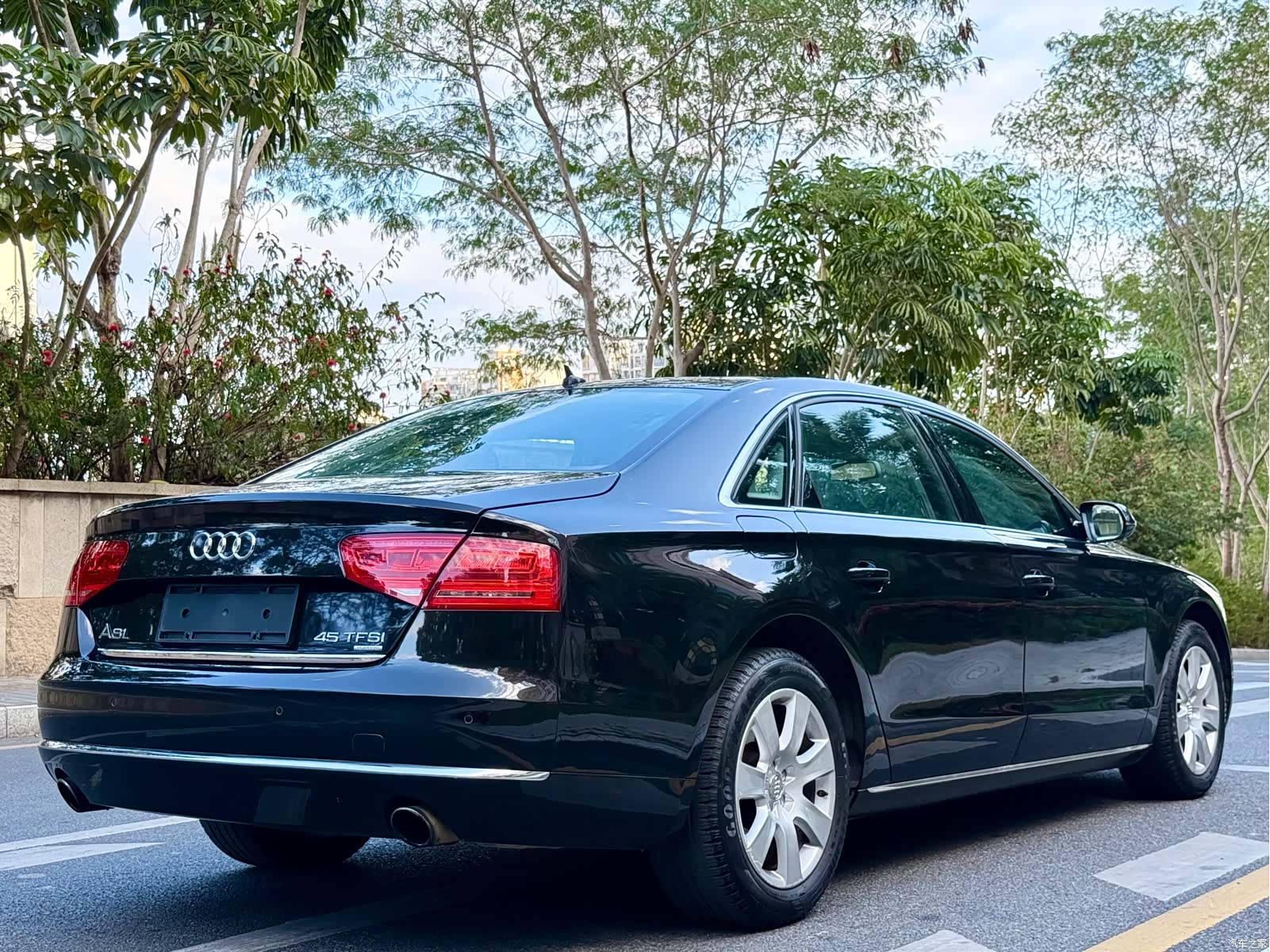 Audi A8L, 2013 все фото