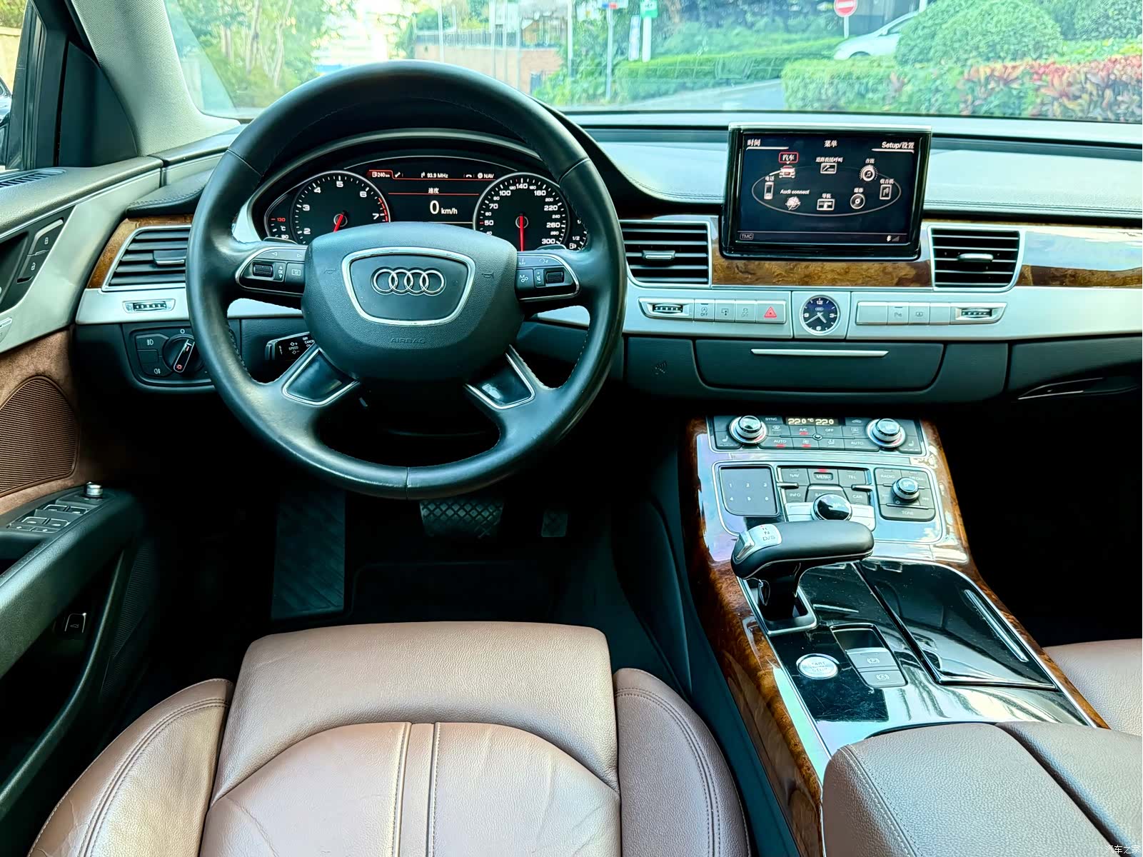 Audi A8L, 2013 16