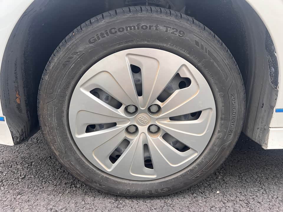 BYD e2 BYD e2
