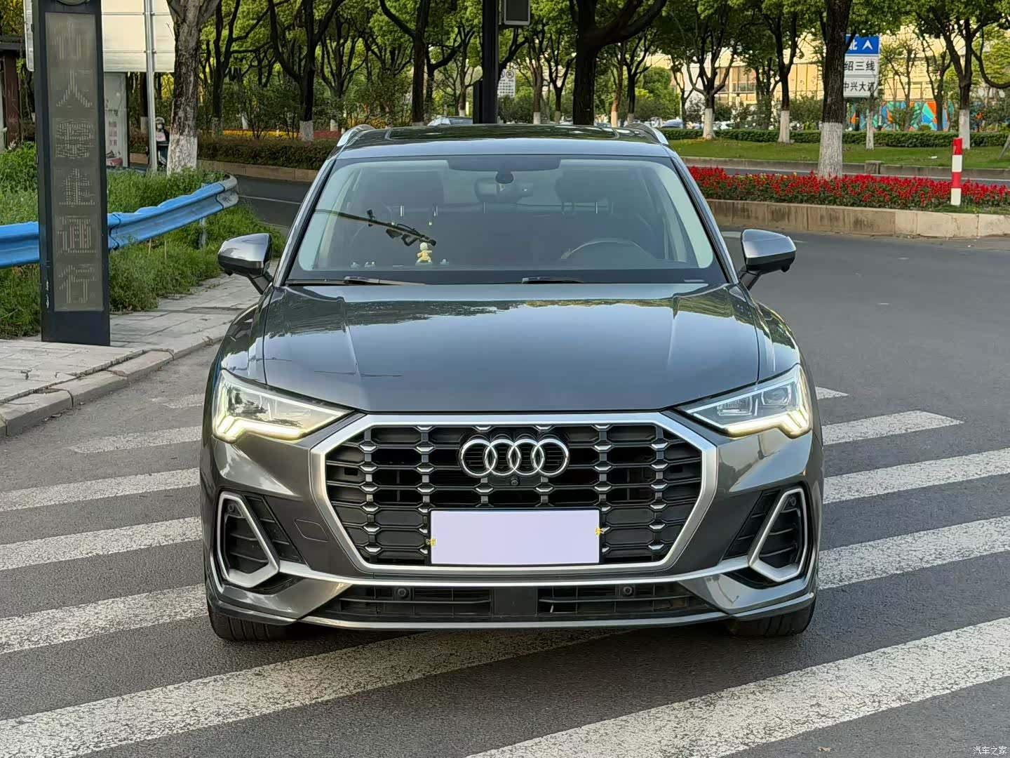 Audi Q3, 2022 2