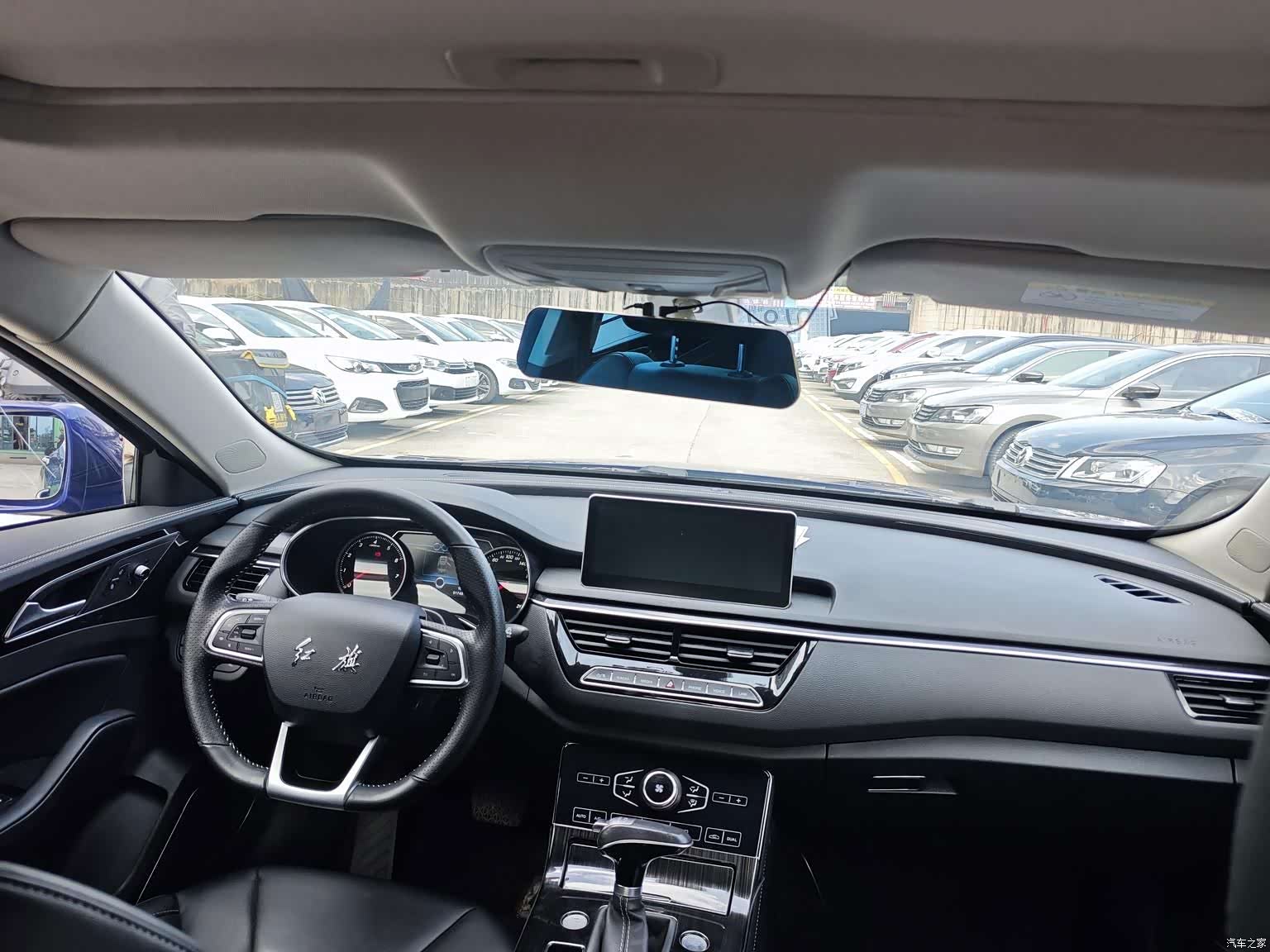 Hongqi H5, 2018 9