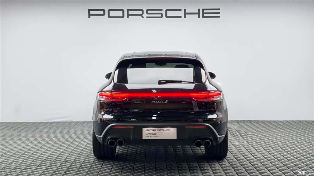 Porsche Macan, 2023 все фото