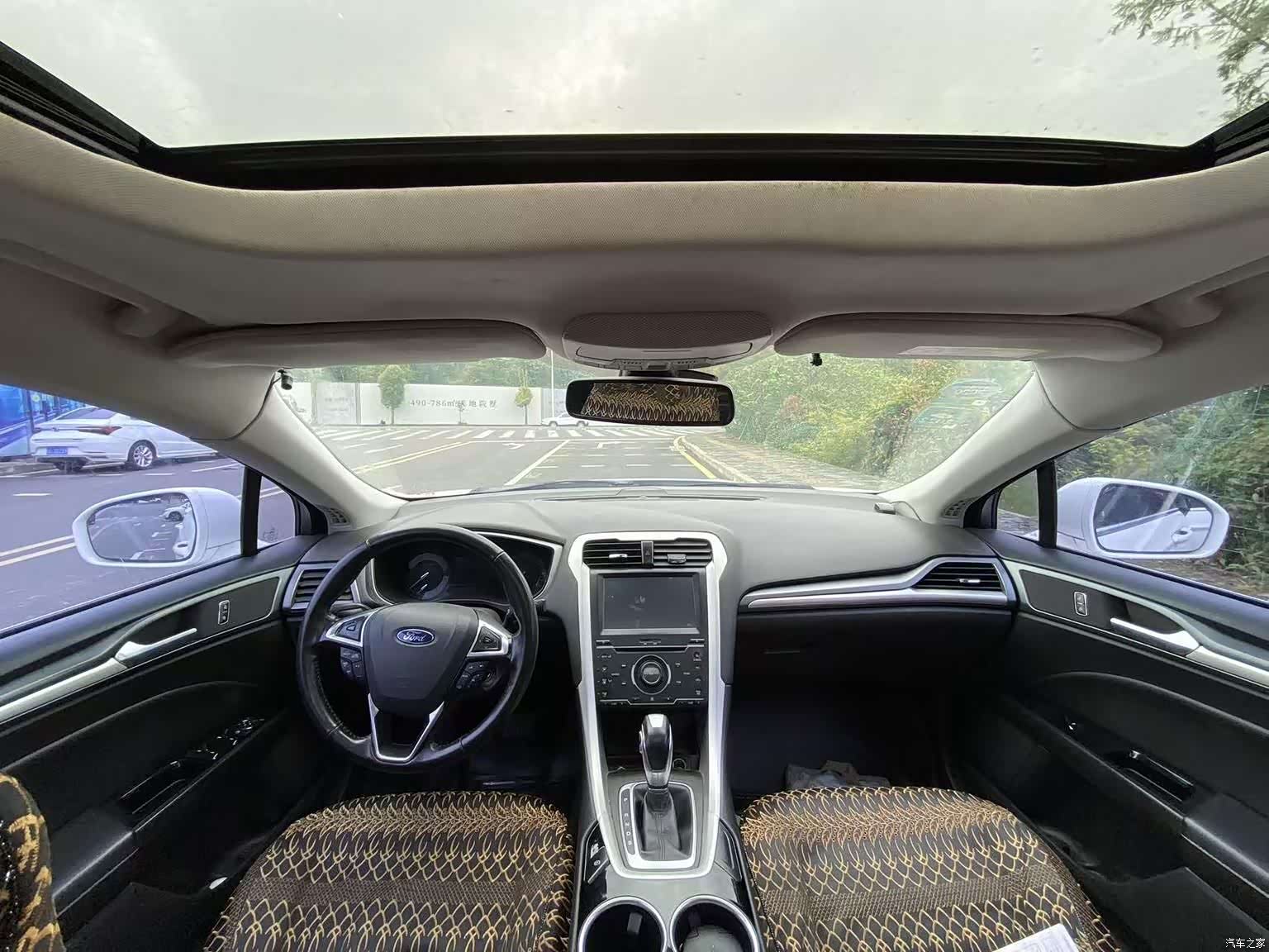 Ford Mondeo, 2014 3