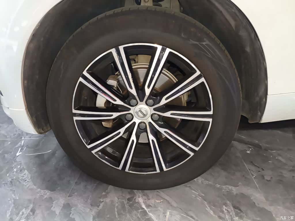 Volvo XC60, 2019 23