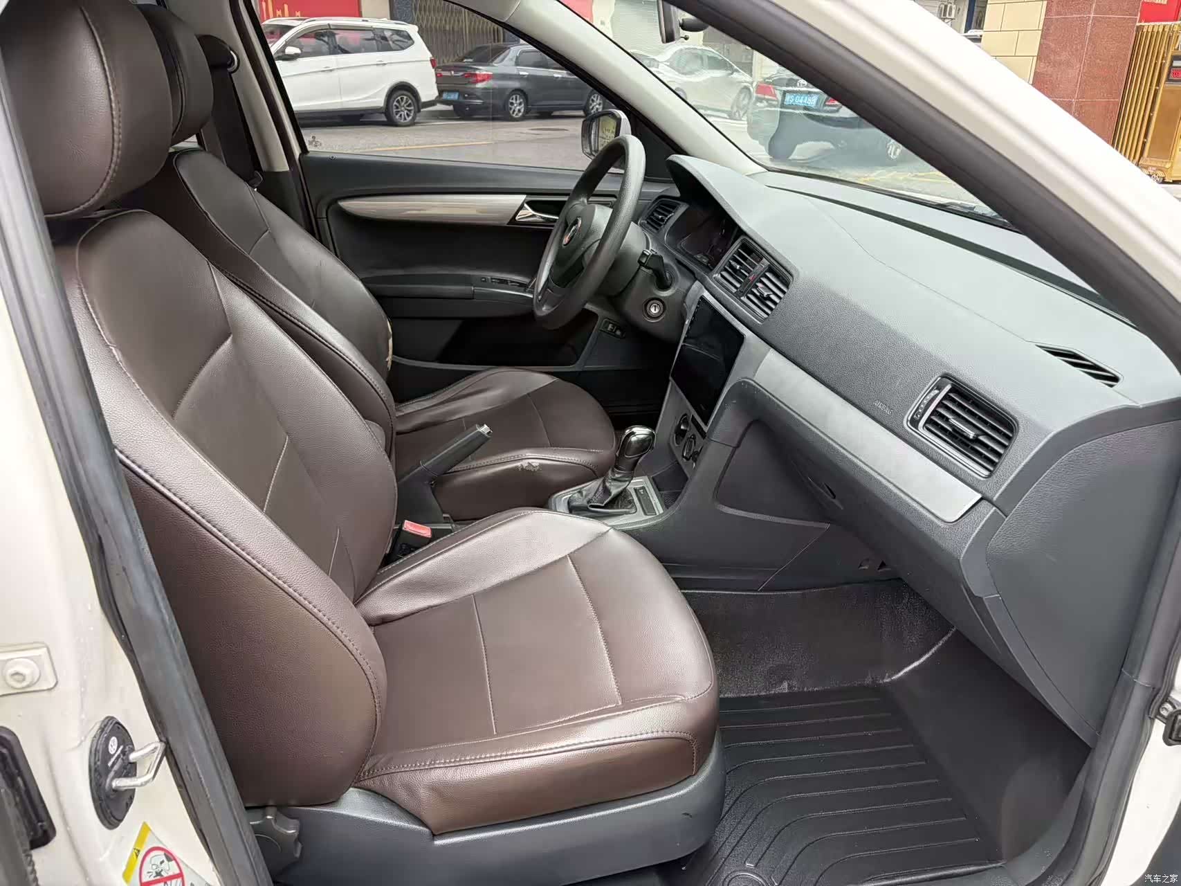 Volkswagen Lavida, 2017 11