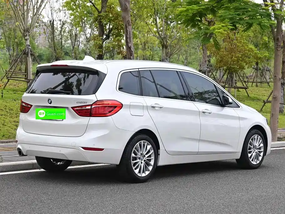 BMW 2 series multifunctional station wagon