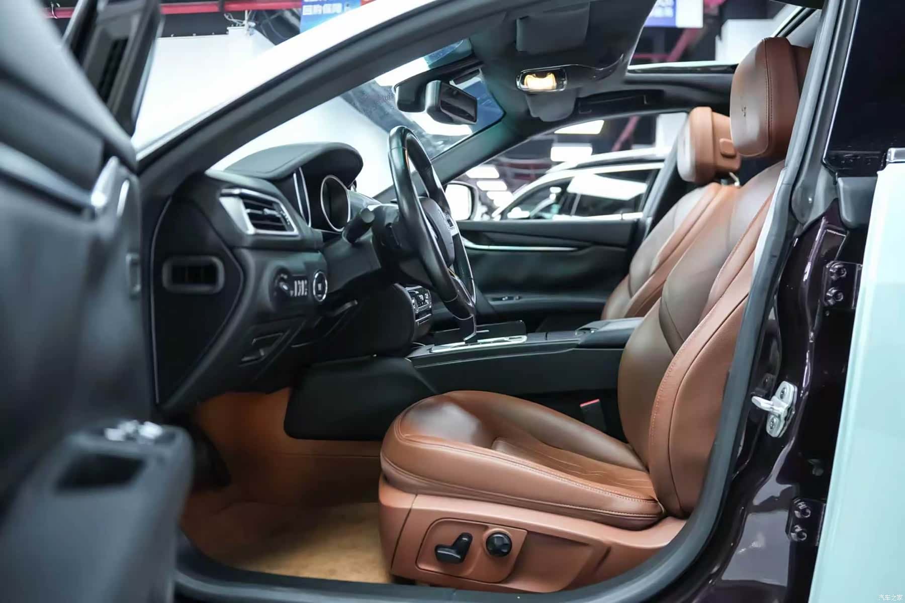 Maserati Ghibli, 2017 7