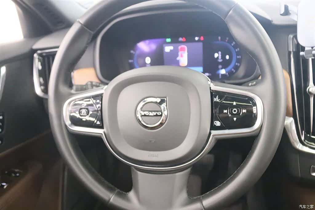 Volvo S90, 2023 все фото