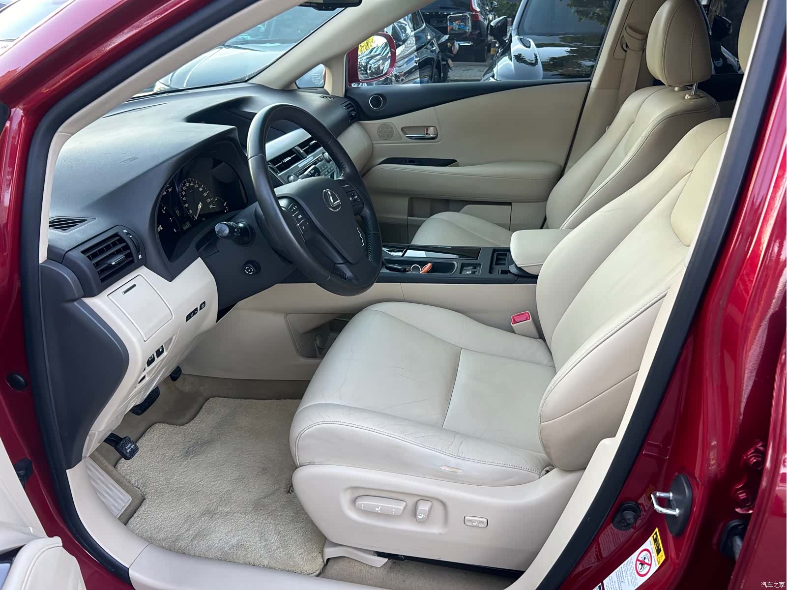 Lexus RX, 2012 8