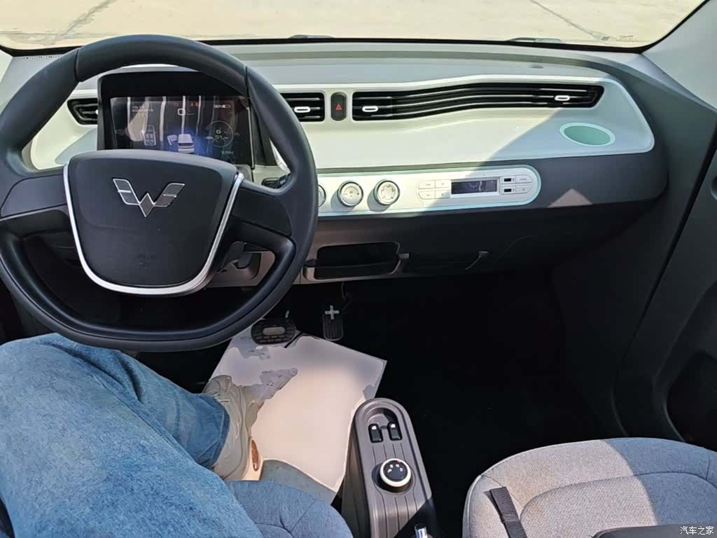 Wuling MINIEV, 2022 10