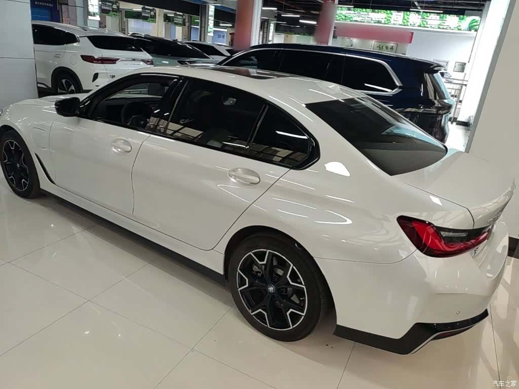 BMW i3, 2024 все фото