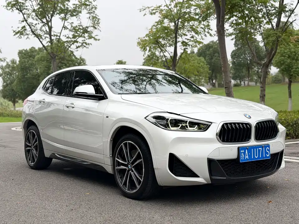 BMW X2