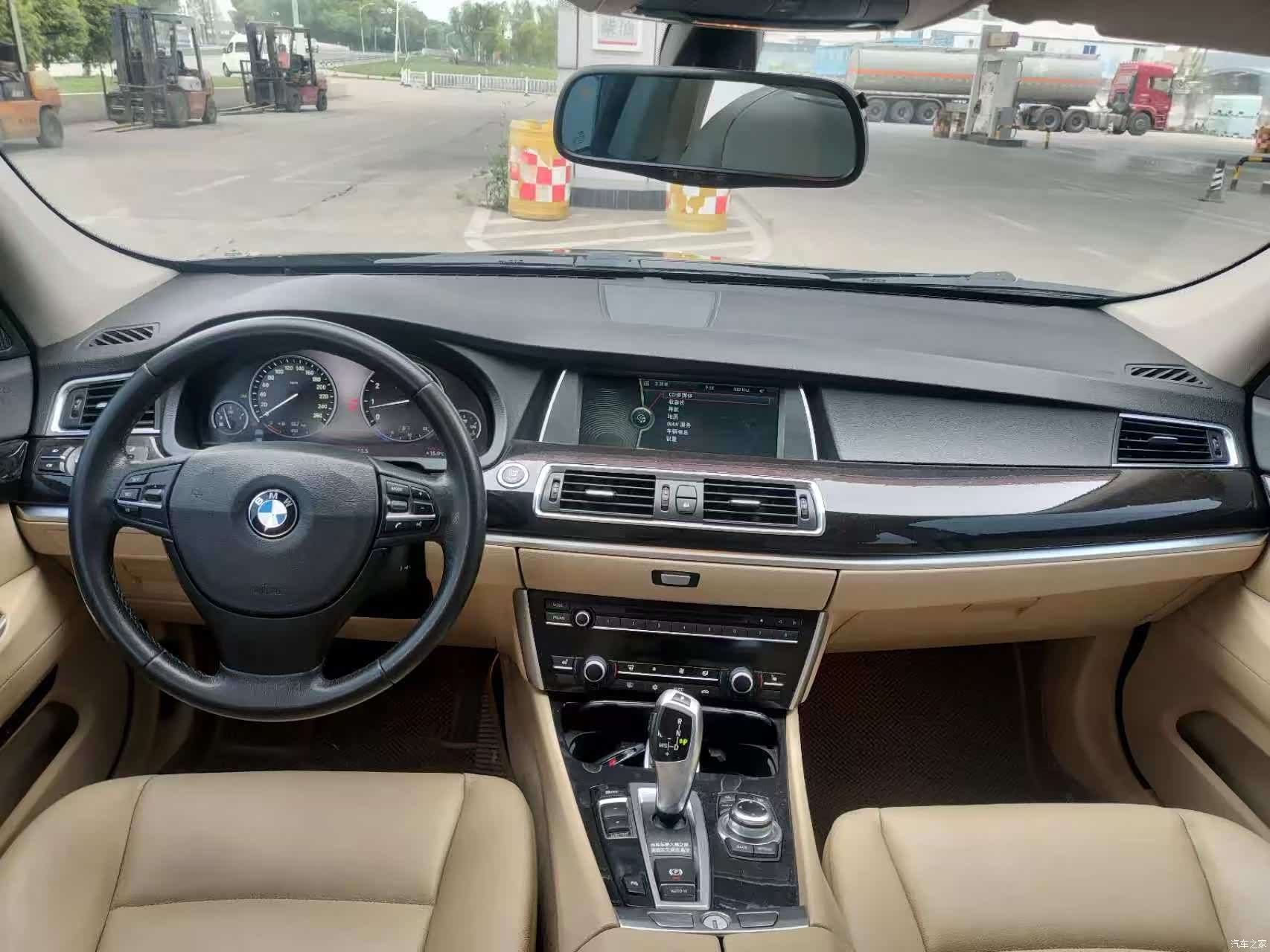 BMW 5 Series, 2012 16