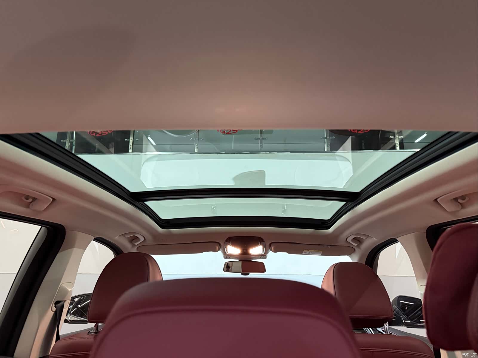 BMW iX3, 2025 14