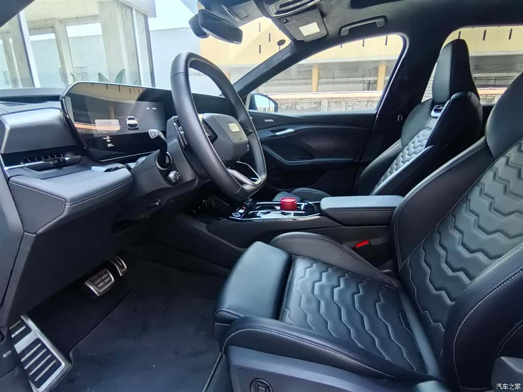 Audi e-tron, 2025 8