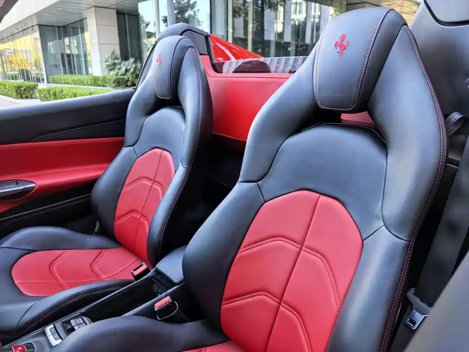 Ferrari 488