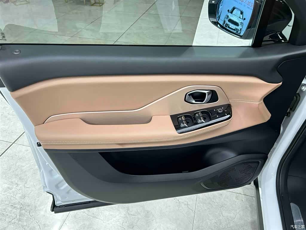 NIO ES8, 2019 10