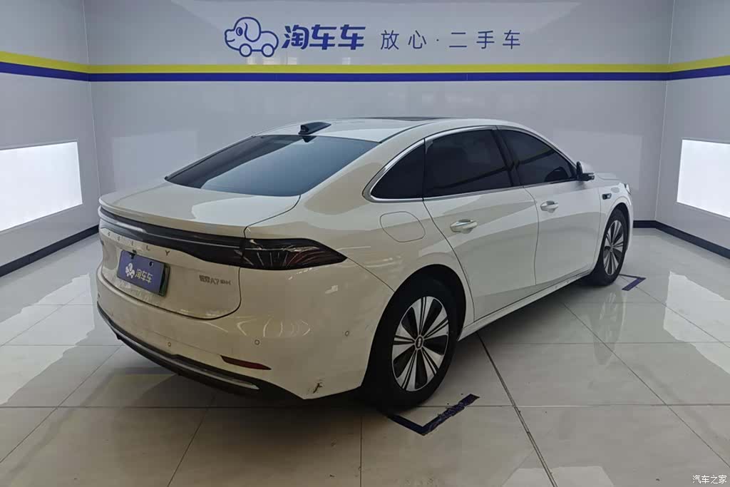 Geely A7, 2025 3