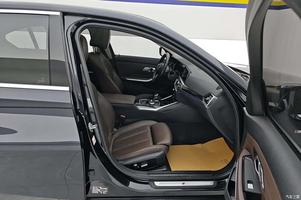 BMW 3 Series, 2022 8