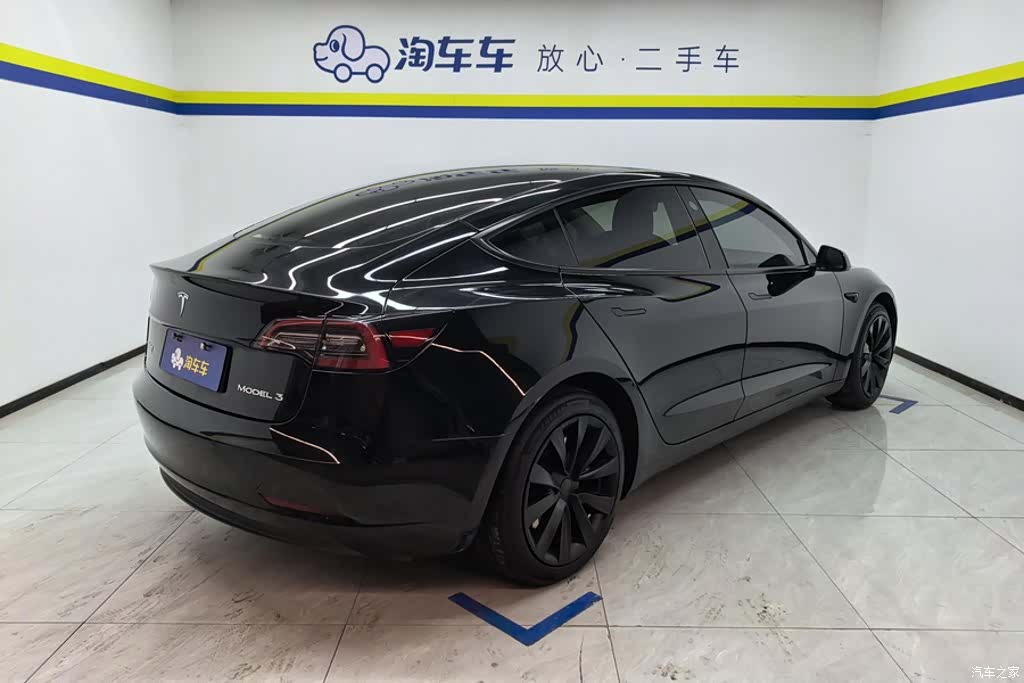 Tesla Model 3, 2023 3