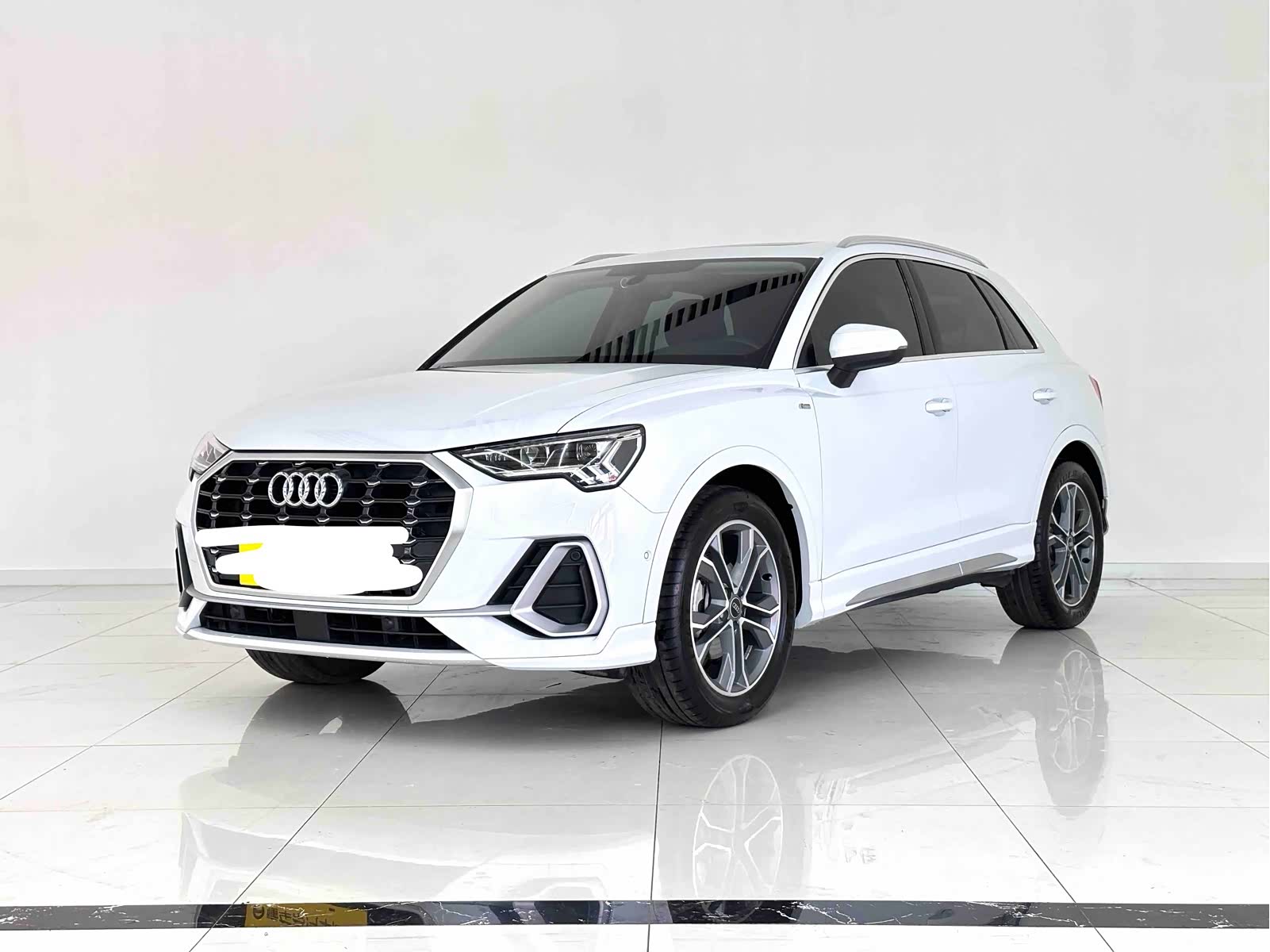 Audi Q3, 2022 1