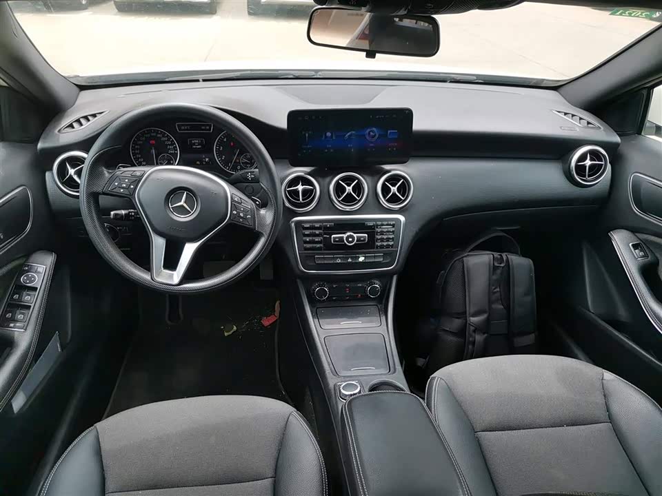 Mercedes-Benz Class A Mercedes-Benz Class A