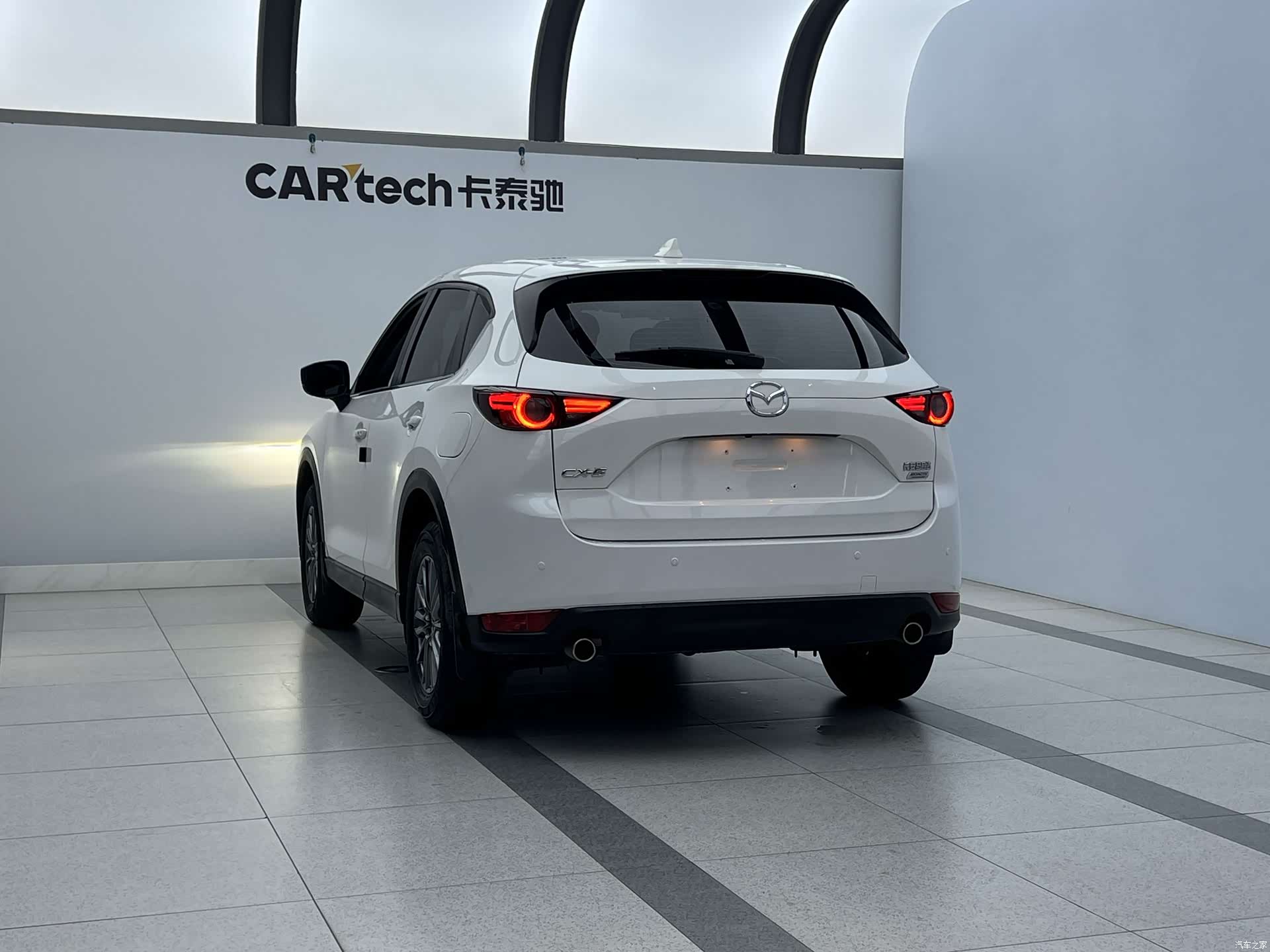 Mazda CX-5, 2022 все фото