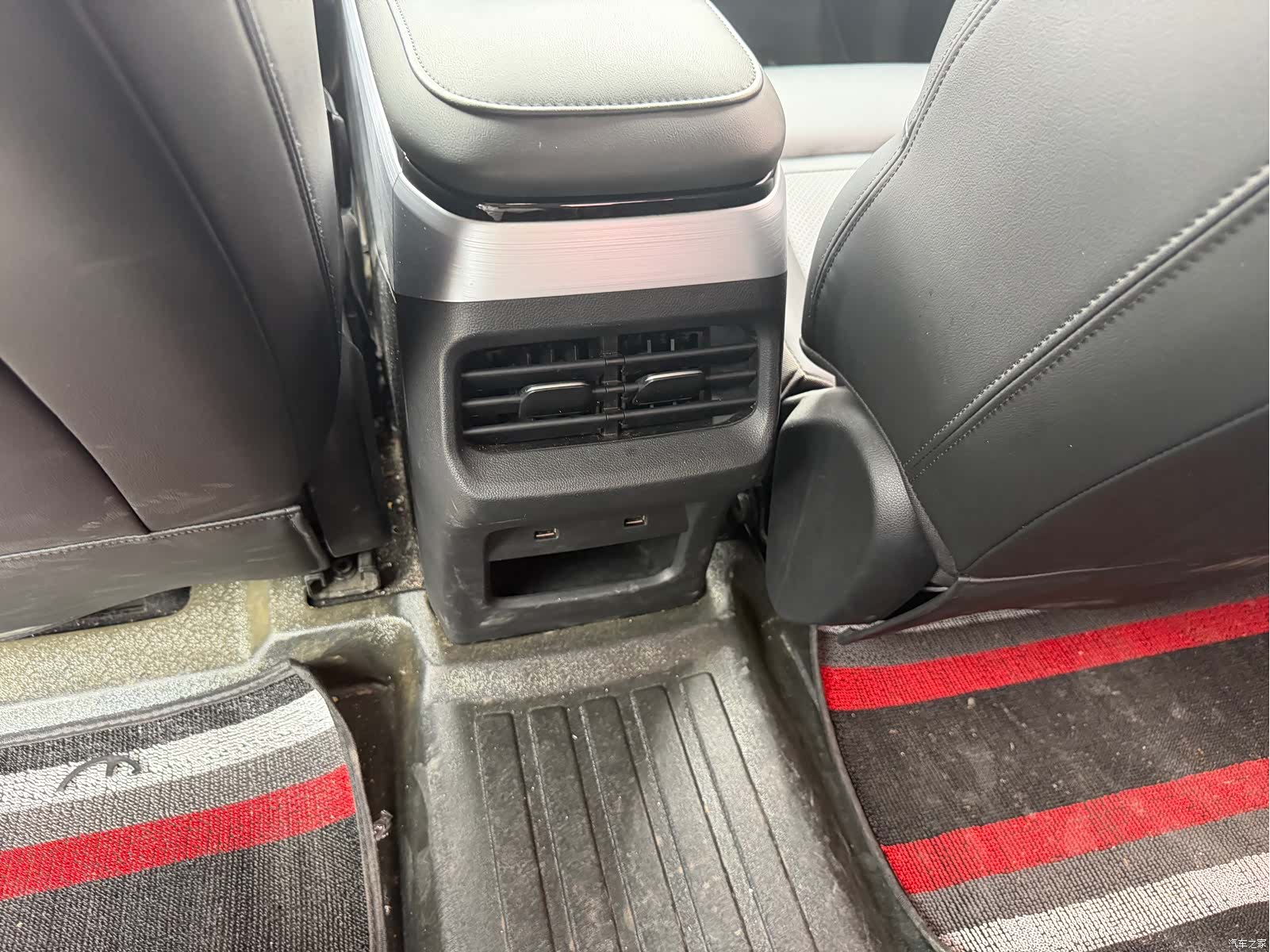 Wuling Starlight, 2024 10