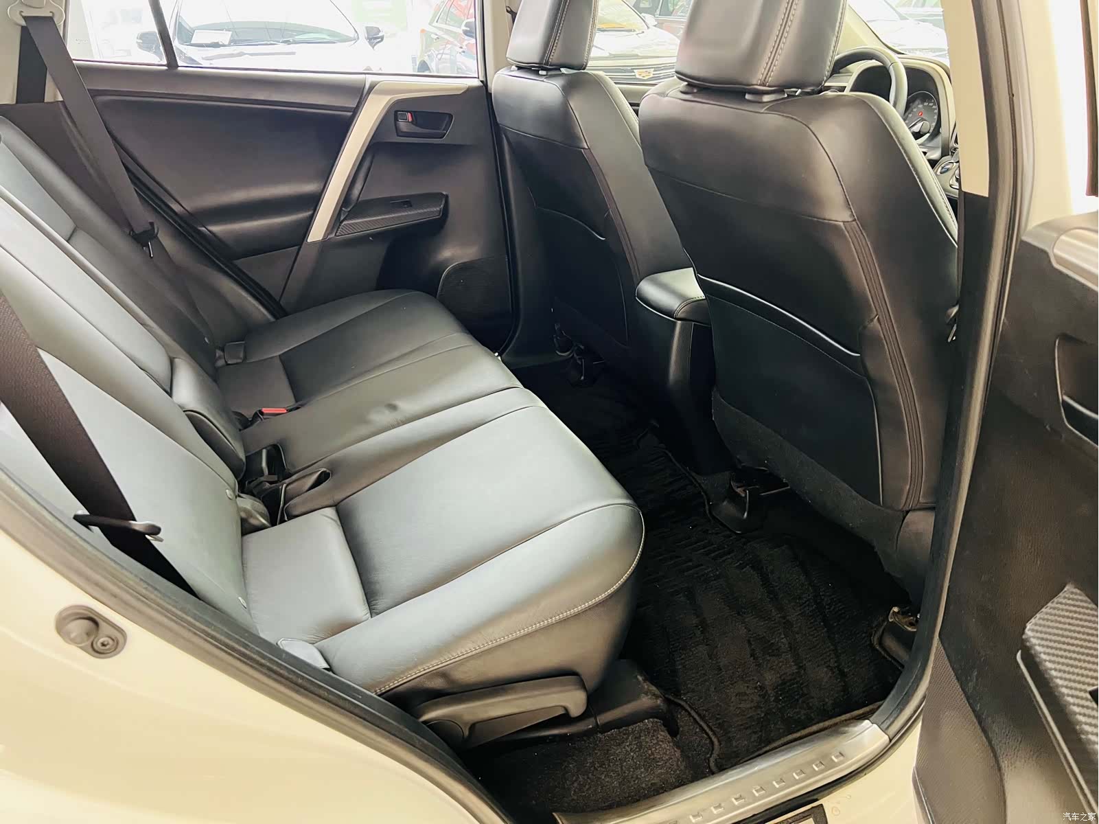 Toyota RAV4, 2016 20