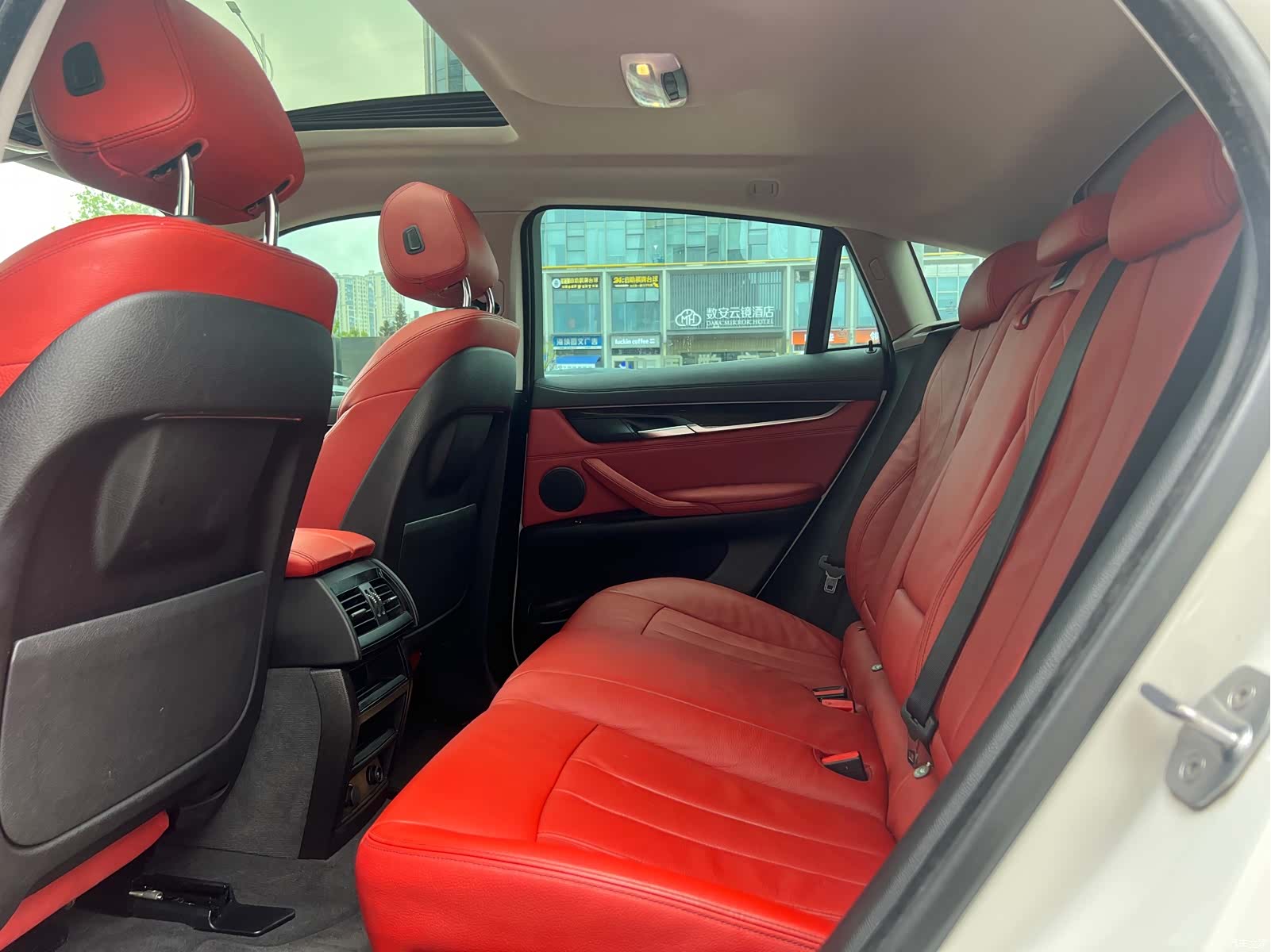 BMW X6, 2016 12