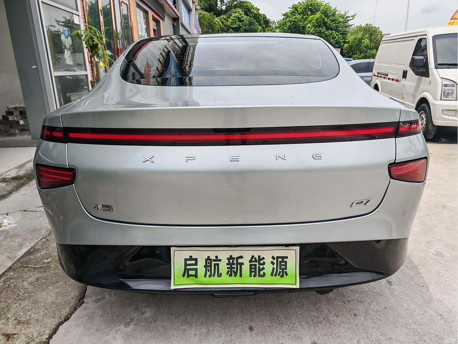 Xpeng P7, 2021 9
