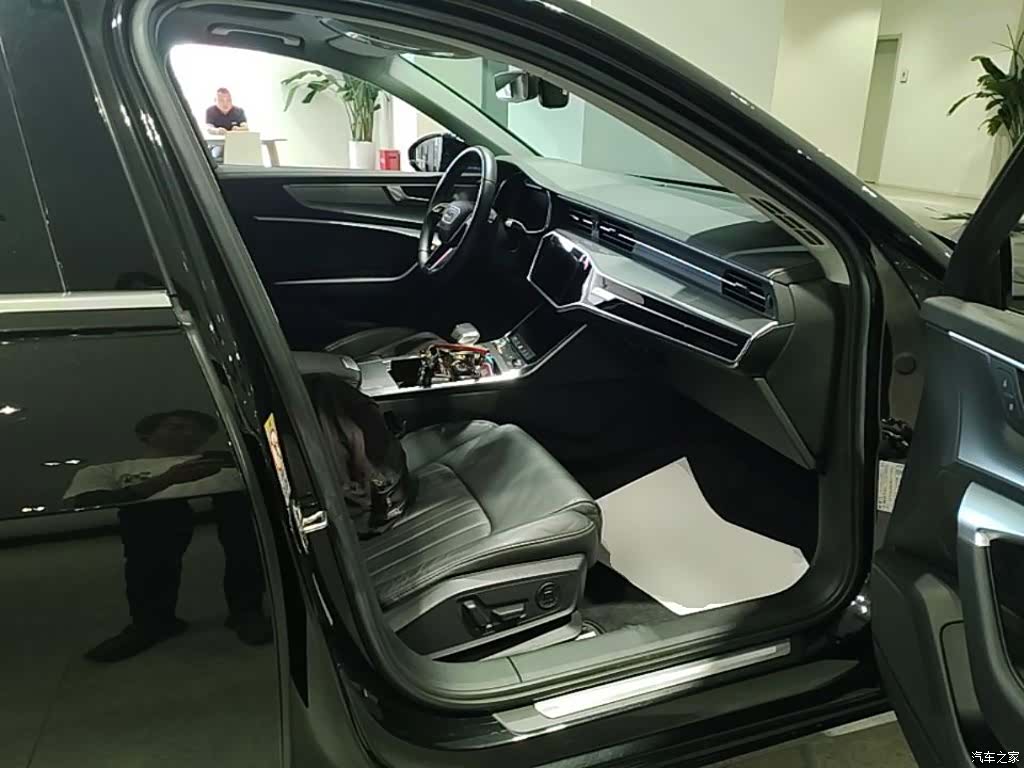 Audi A6L, 2019 25