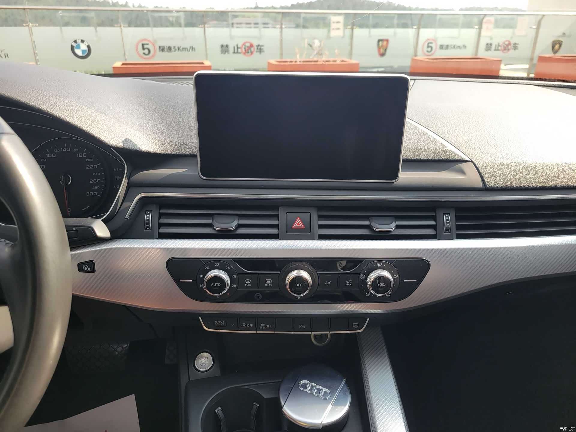 Audi A4L, 2017 14