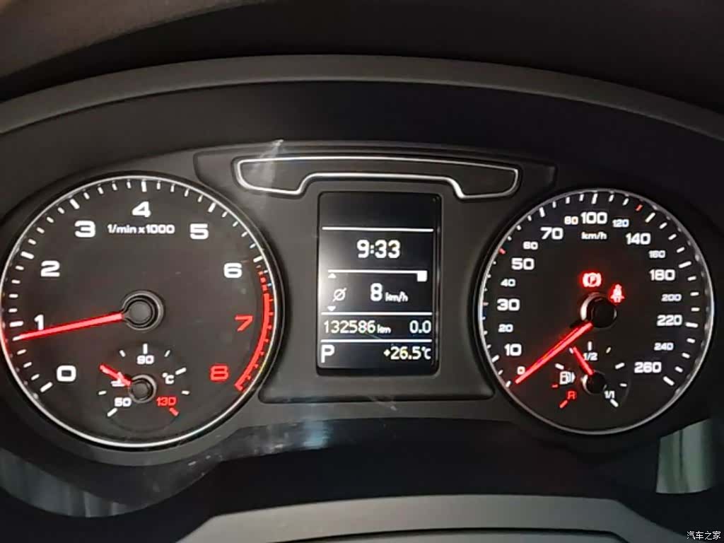 Audi Q3, 2015 12