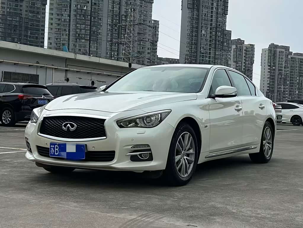 Infiniti Q50L