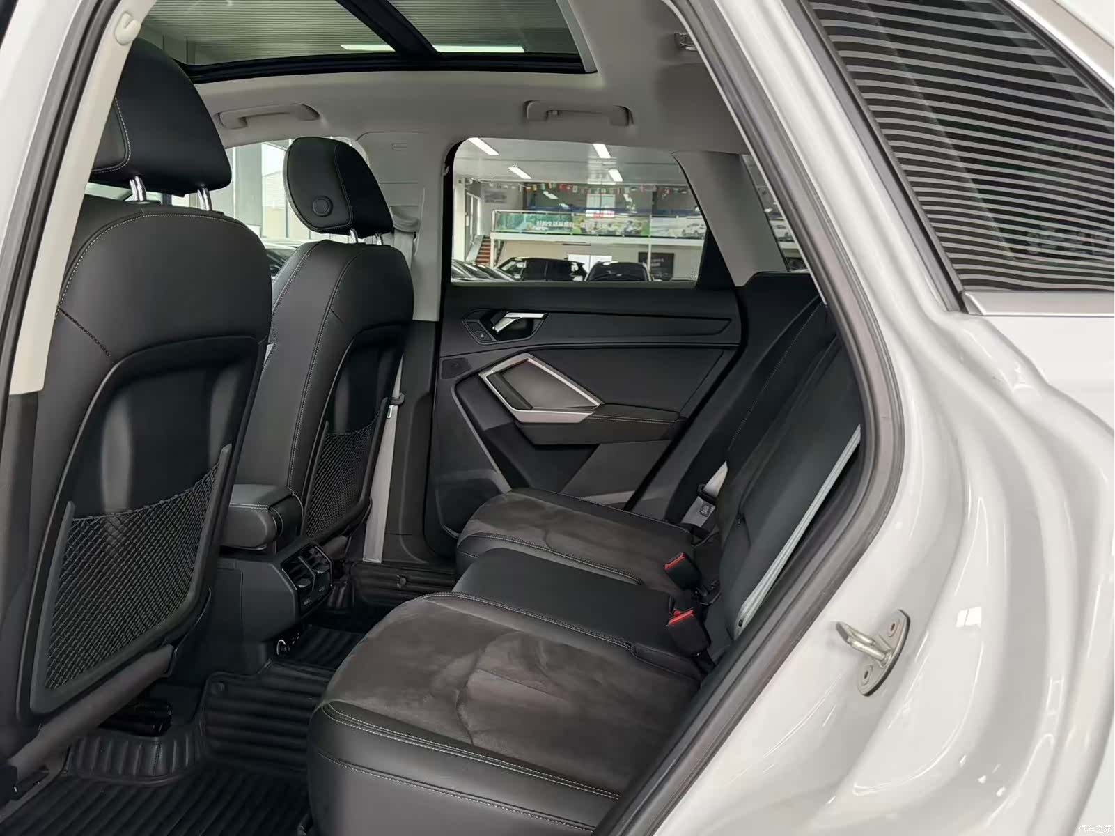 Audi Q3, 2022 6