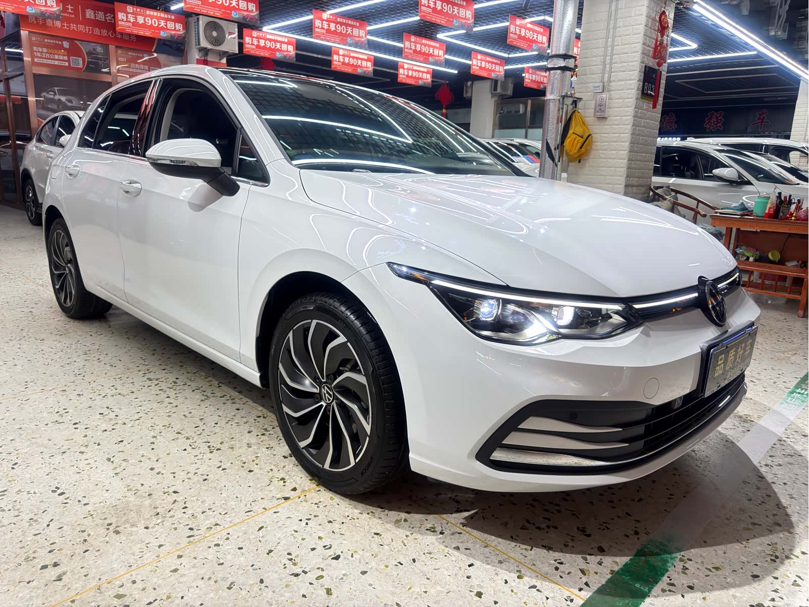 Volkswagen Golf, 2022 3