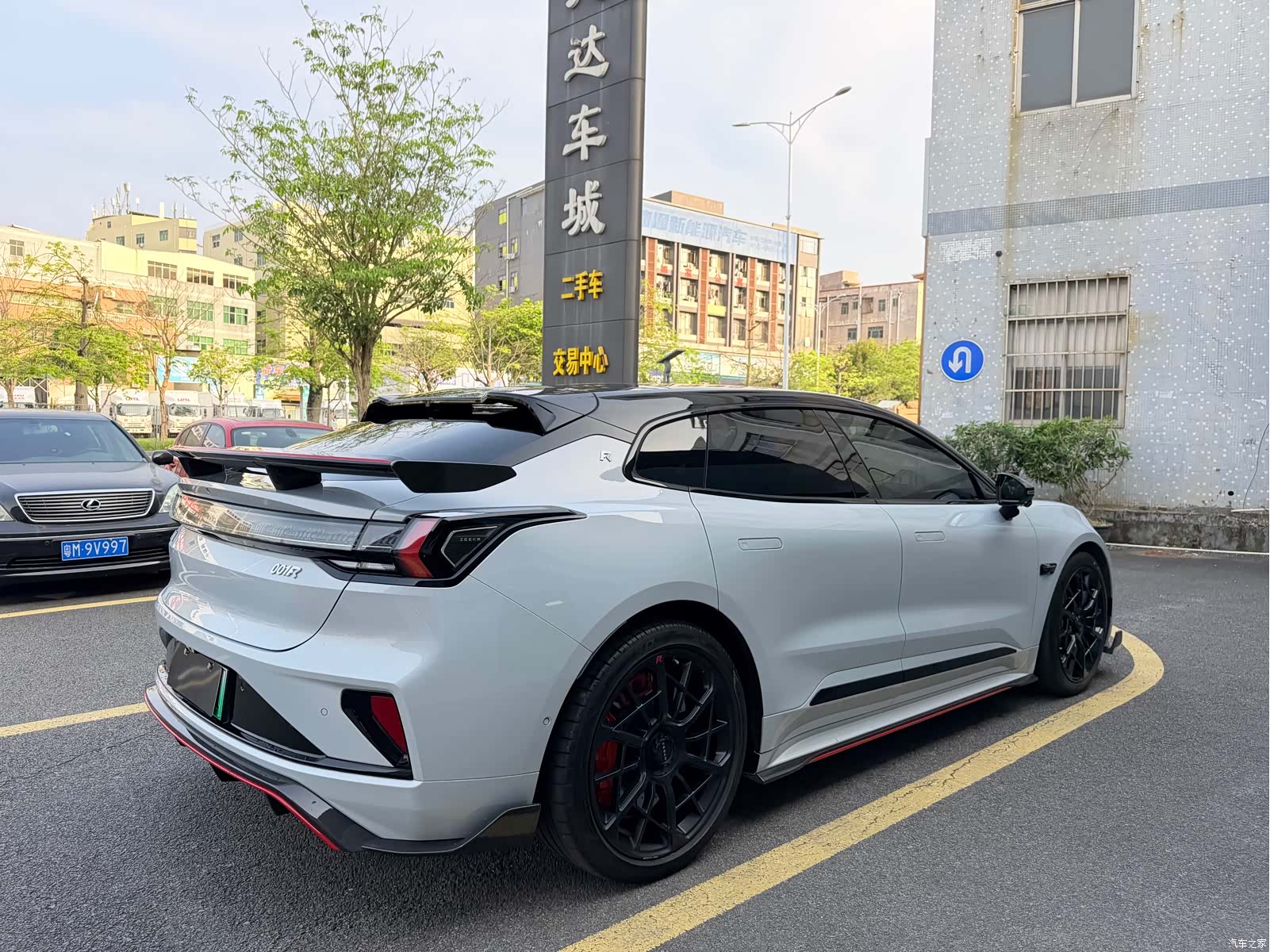 Zeekr 001, 2024 6