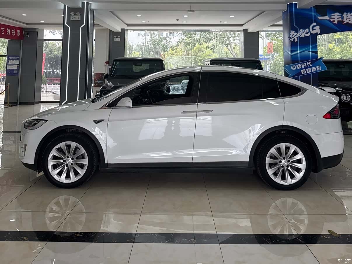 Tesla Model X, 2019 3