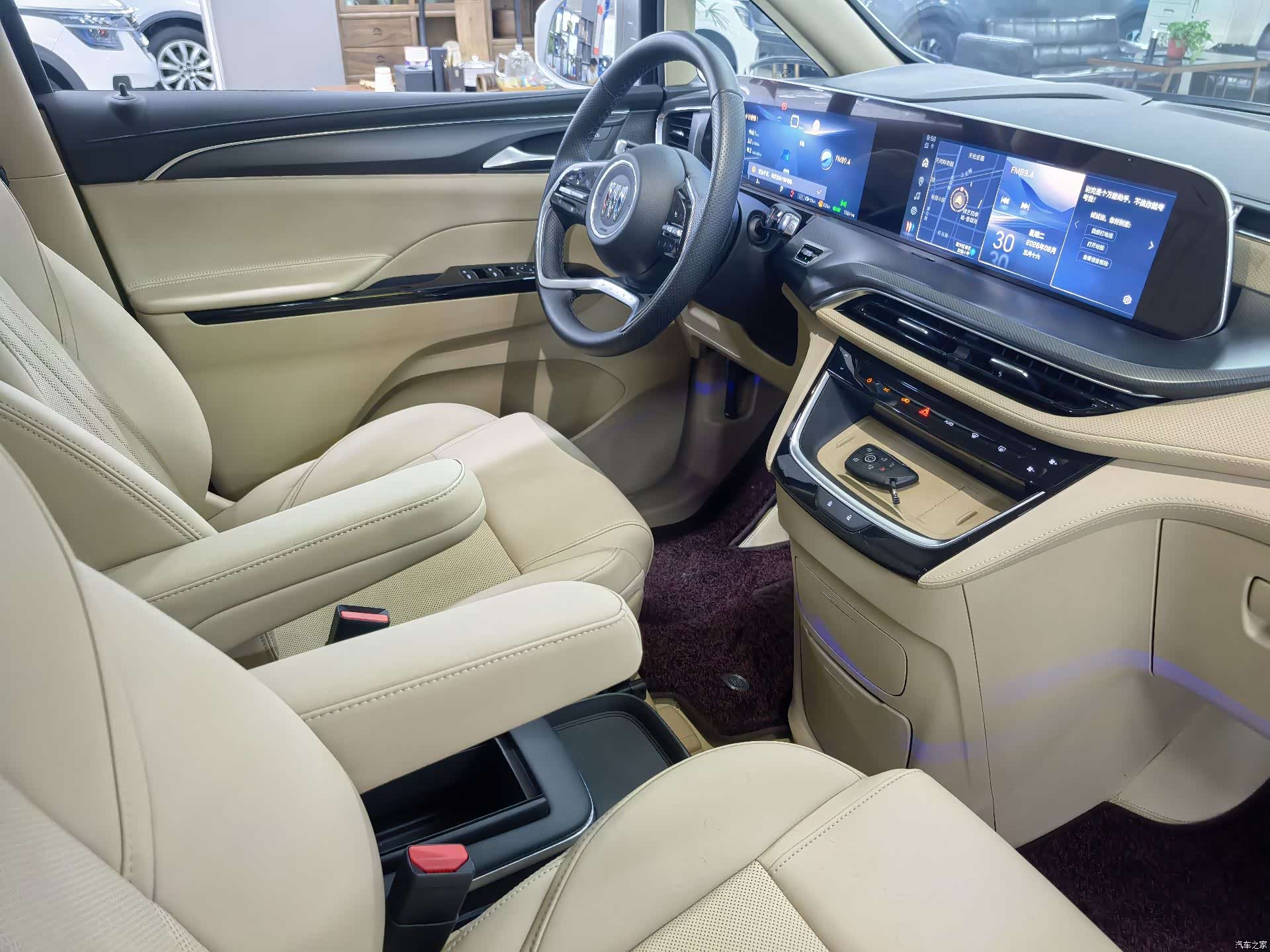 Buick GL8, 2025 10