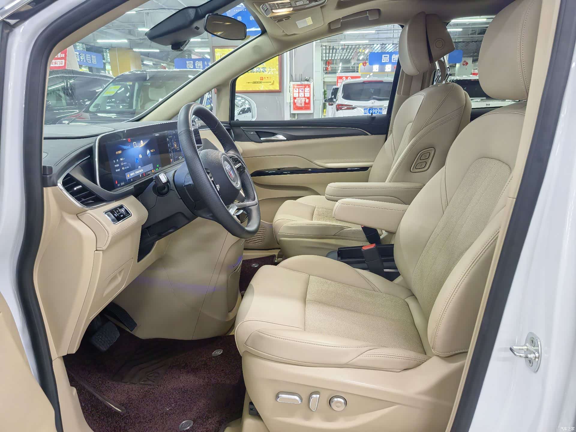 Buick GL8, 2025 все фото