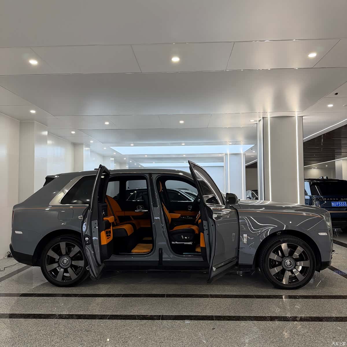 Rolls-Royce Cullinan, 2022 2