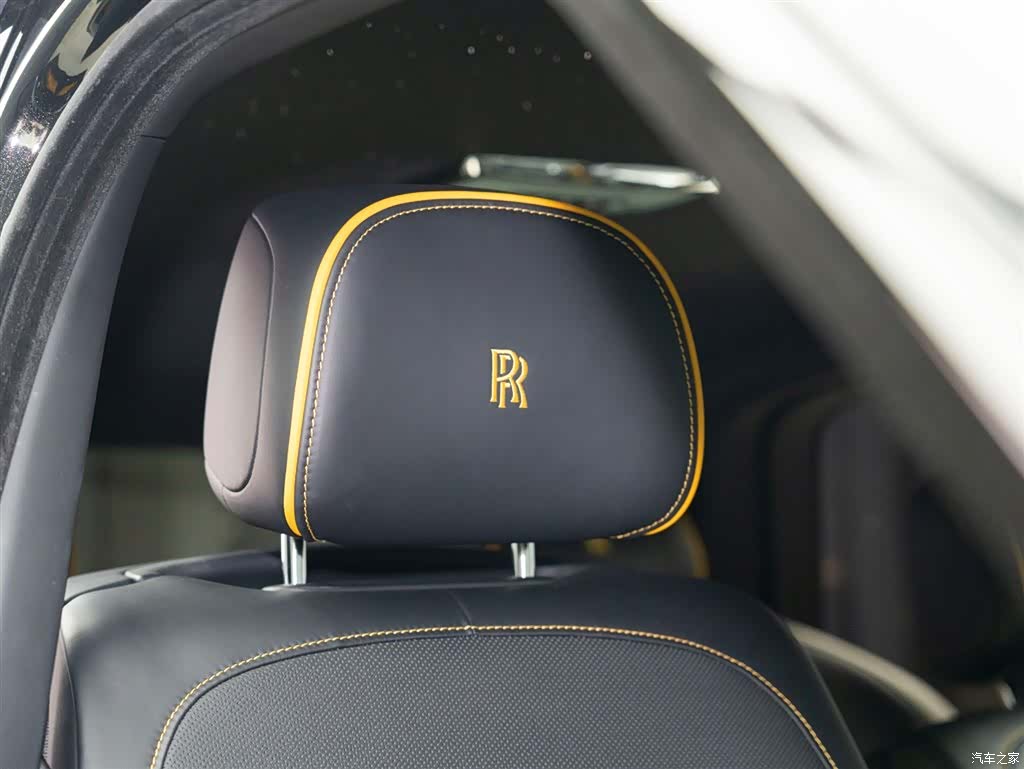 Rolls-Royce Cullinan, 2021 14