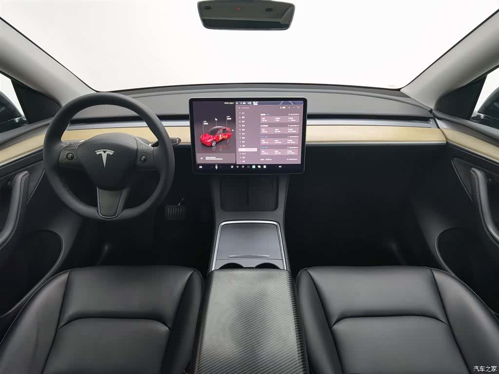 Tesla Model Y, 2023 все фото