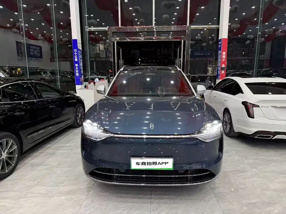 AITO Ask the world M9