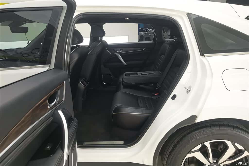 Honda UR-V, 2019 11
